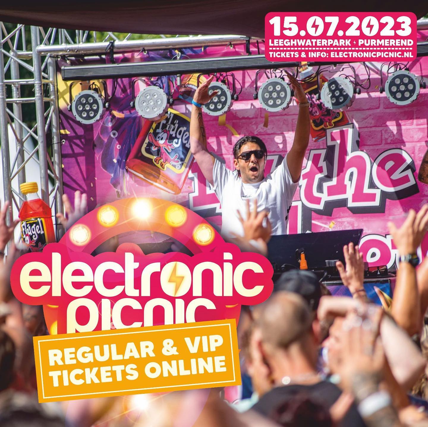 ⚡ 𝐑𝐄𝐆𝐔𝐋𝐀𝐑 & 𝐕𝐈𝐏 𝐓𝐈𝐂𝐊𝐄𝐓𝐒 𝐕𝐄𝐑𝐊𝐑𝐈𝐉𝐆𝐁𝐀𝐀𝐑❣️
Je kunt dit jaar voor het eerst een 𝗩𝗜𝗣 𝘁𝗶𝗰𝗸𝗲𝘁 voor de Electronic Picnic Festival 𝗩𝗜𝗣 𝗘𝘅𝗽𝗲𝗿𝗶𝗲𝗻𝗰𝗲 kopen. Wil je dus extra genieten vanaf het 𝗩𝗜𝗣 𝗣𝗮𝘃𝗶𝗹𝗷𝗼𝗲𝗻❓ 

𝗟𝗲𝗲𝘀 𝗮𝗹𝗹𝗲 𝗶𝗻𝗳𝗼 𝗼𝗽 👇
www.electronicpicnic.nl/vip-tickets #linkinbio